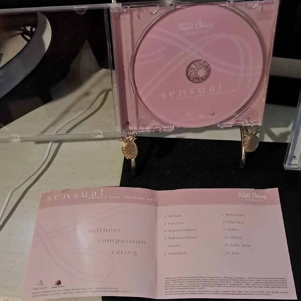PartyLite Relax and Sensual CD Set - Blue and Pink Covers - Picture 6 of 7